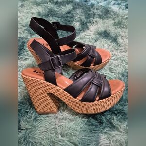 Kork-Ease Black and Tan Wedge Sandals with Leather Straps